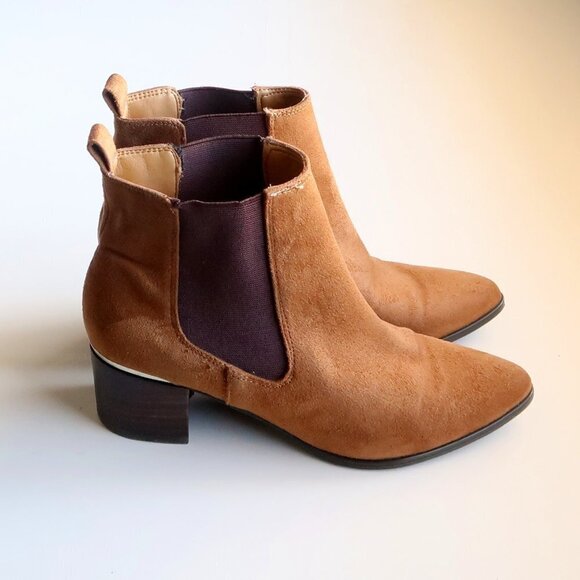 Nine West Brown Suede Almond Toe Block Heel Chelsea Ankle Boots / Booties 7.5 - Picture 2 of 15